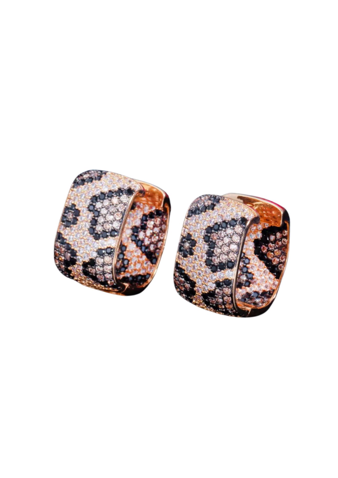 Leopard Kiss